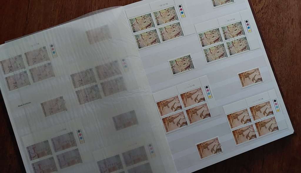 Stamp Stock book - Rhodesia - UMM - USED, Album in excellent condition, Size 23 x 31cm, 16 d/s pgs