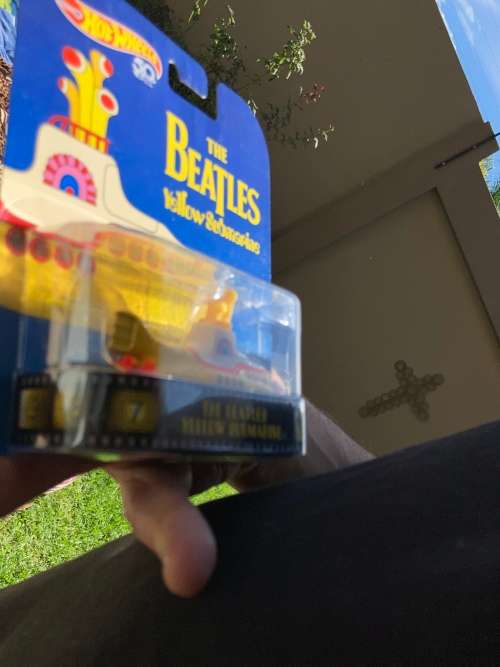 Hot Wheels Retro. Yellow submarine