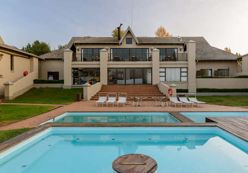 4 - 8 Jun at Cayley Lodge, (Central Drakensberg), 1BR/sleeps 4