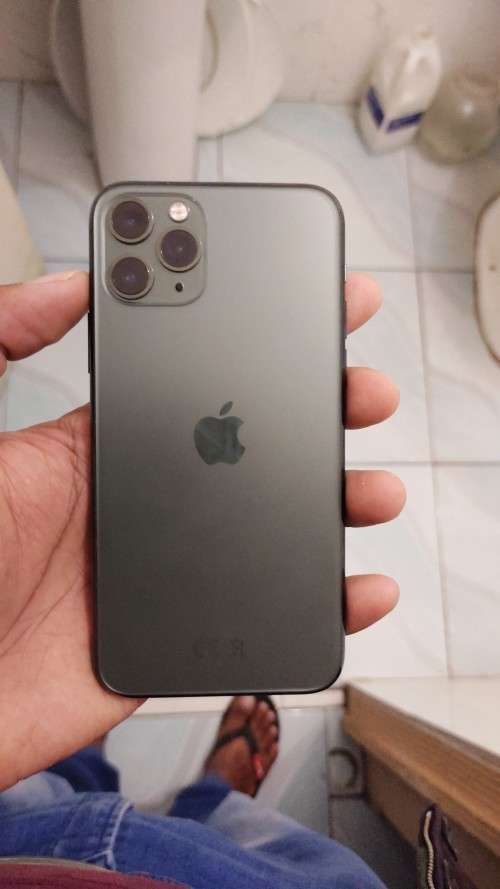 iPhone 11 Pro Read Description