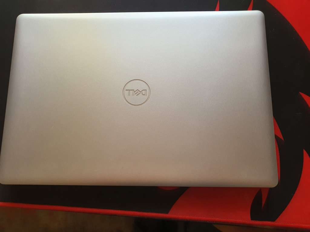 Dell Inspiron 3580 8TH GEN CORE i7