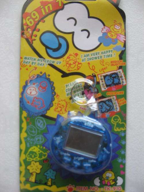 TAMAGOTCHI - CYBERSPACE PET