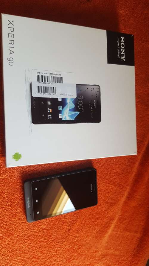 Mint Condition Sony Xperia GO