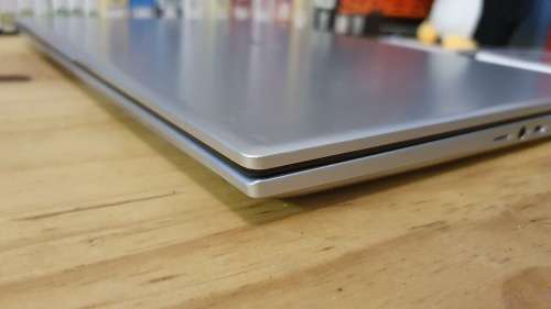 Asus VivoBook 15 - Read Description