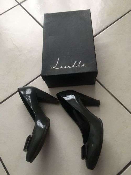 ladies HEELS