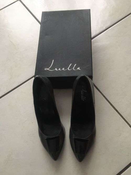 ladies HEELS