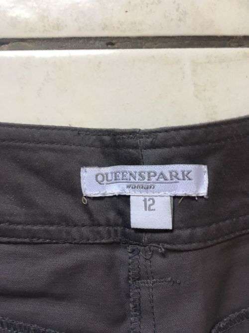QUEENSPARK PANTS