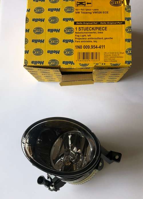 Volkswagen Touareg Left Fog Lamp Assembly (HELLA Fog Light)