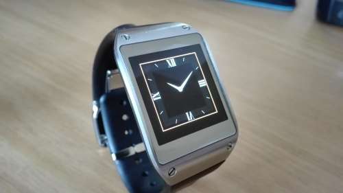 SAMSUNG GALAXY GEAR SMARTWATCH
