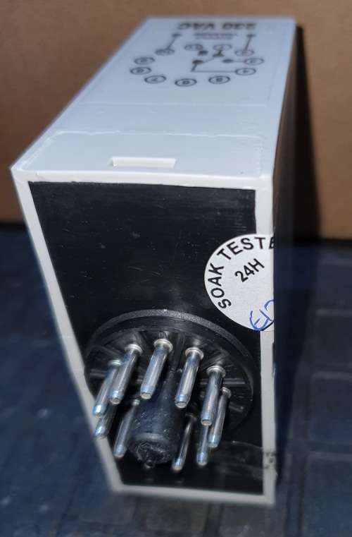 ACDC DP1 30S 230VAC - TIMER DELAY ON 1C/O with base