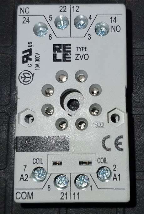 ACDC DP1 30S 230VAC - TIMER DELAY ON 1C/O with base