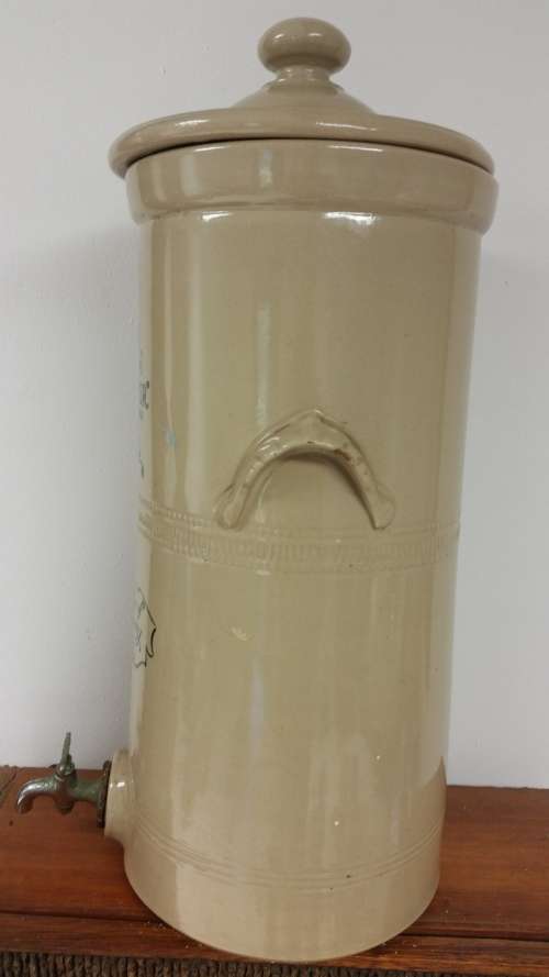 Cheavin's Saludor Water Filter - Late 1800's to early 1900's - Highly Collectible Piece