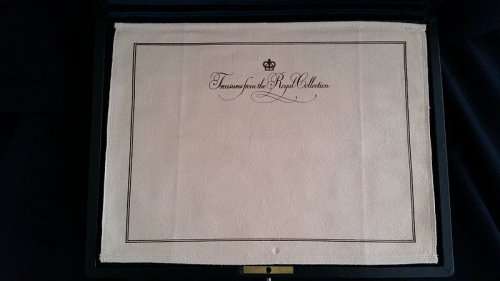 Gold Plated on Sterling Silver - Stamp Collection Treasures from the Royal Collection 439.4g Silver