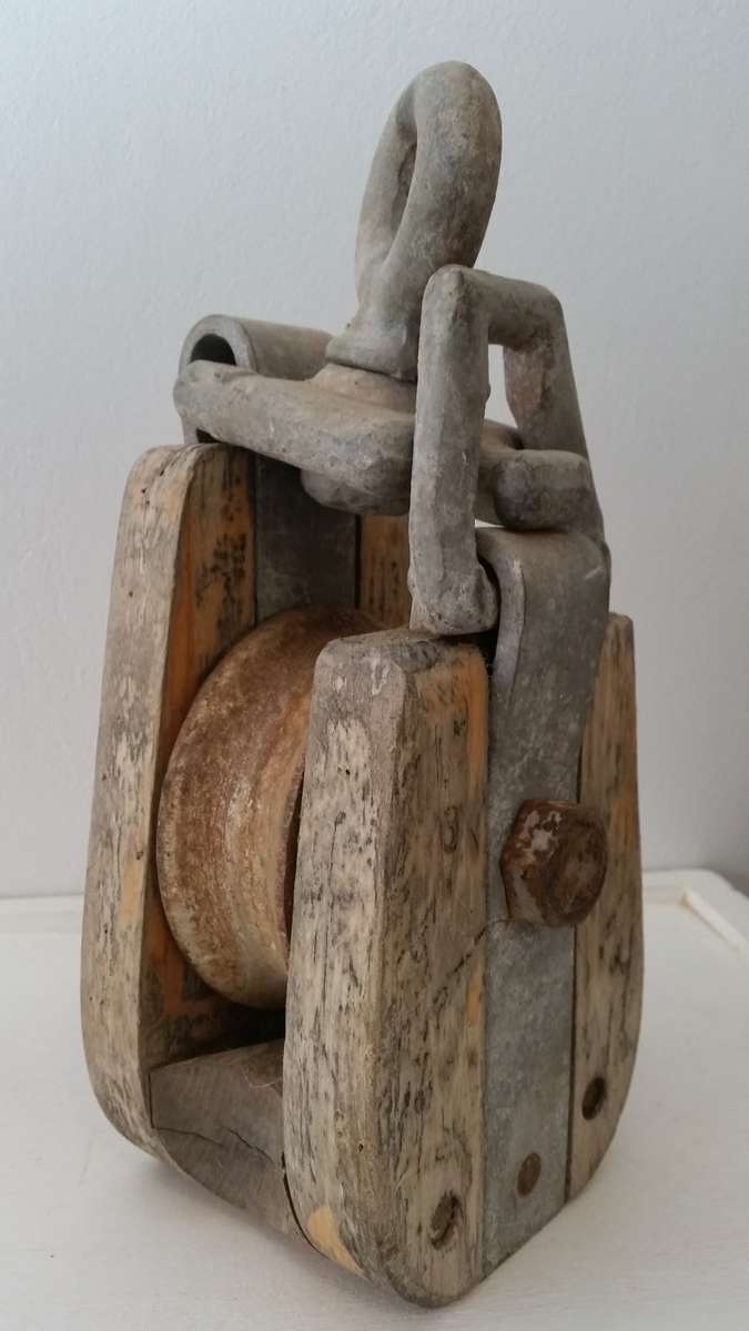 Wood Barn Pulley - Large Single Block Iron and Wood Block & Tackle Body