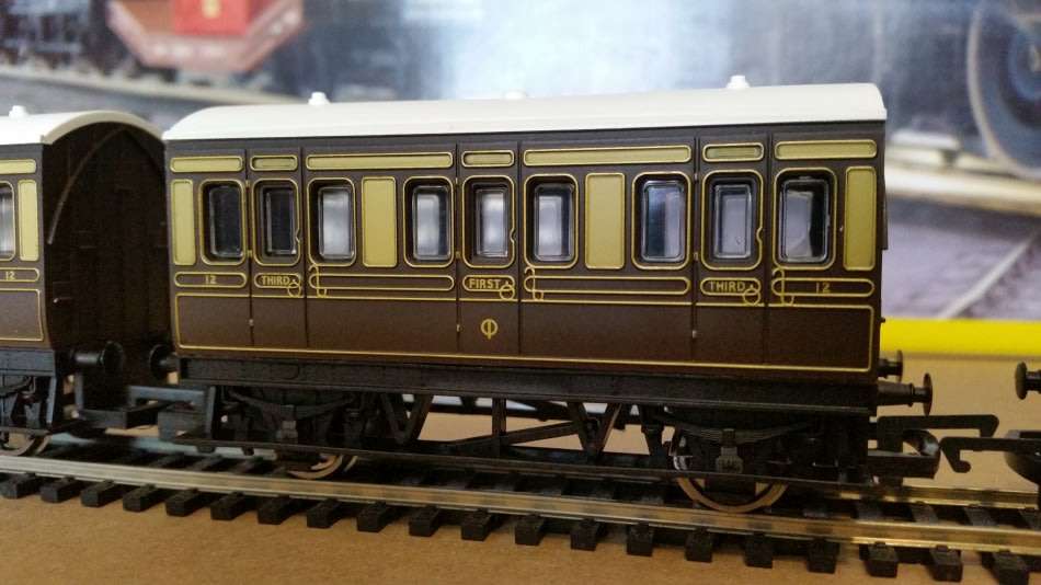 GWR Mixed Traffic Electric Train Set 00 Gauge by Hornby - Lots of Extras - Hardly Used