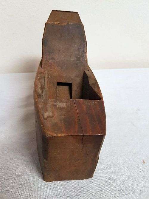 Lot of Fitzimmons Snake Bite Tin, Twisted Wire Wrench, Ford Offset Spanner, Shrader Tin, Block Plane