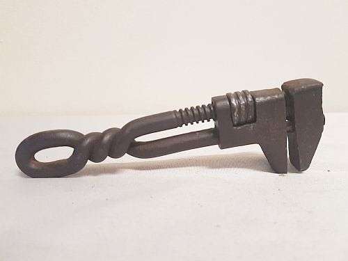 Lot of Fitzimmons Snake Bite Tin, Twisted Wire Wrench, Ford Offset Spanner, Shrader Tin, Block Plane