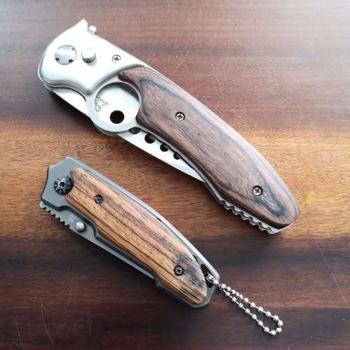 Folding Knife Set of 2 Knives - 1x Gerber Pocket Knife 1x Large "Combat" Style Folding Knife