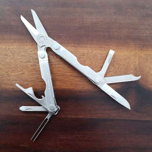 Leatherman Micra Multitool with pouch