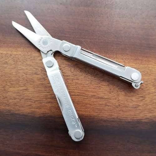 Leatherman Micra Multitool with pouch