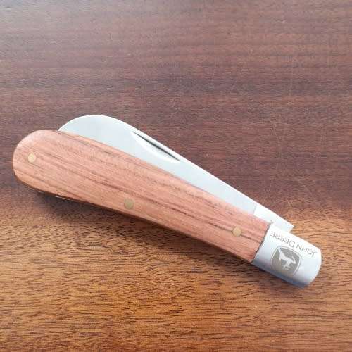 John Deer Pocket Knife - Wood Handle Folding Knife - as new!