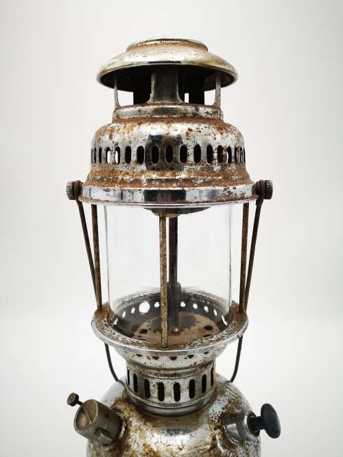 Stenley 350 CP Kerosene Lantern with globe