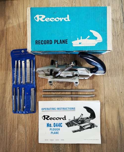 Record No 044C Plough Plane with set of blades in original box