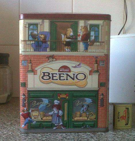 Empty West's Beeno Bakery theme Biscuits Tin 24x11x18cm