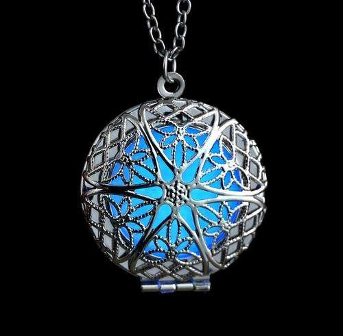 (Glowing pendant) Glow in the Dark necklace F-GSN011