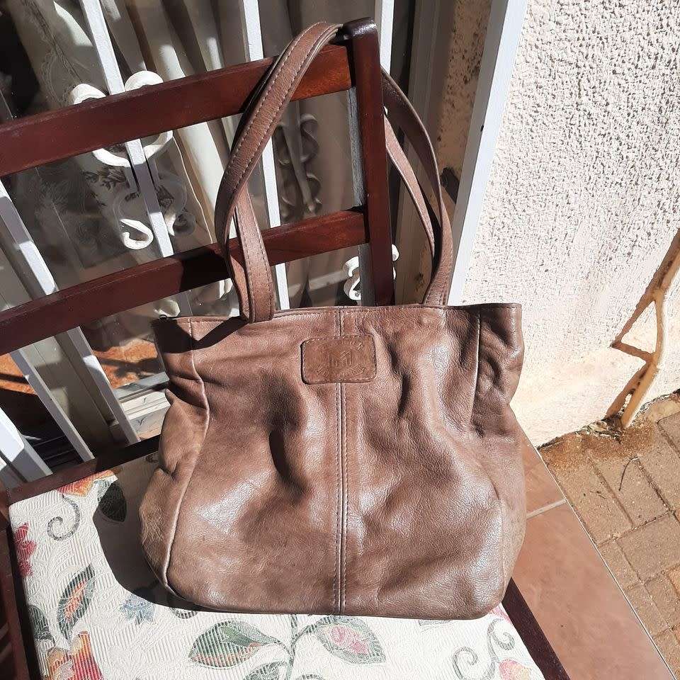 Used -The MJ Handbag Genuine Leather Handbag 100% Genuine Bovine (Cow) Leather 36cm x 29cm x 13cm