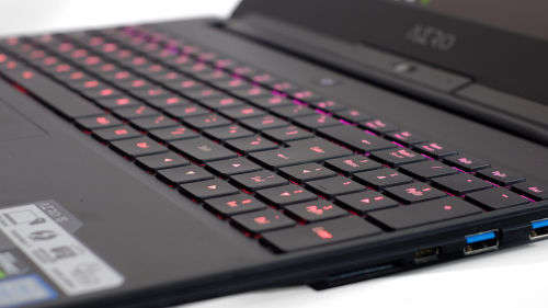 Gigabyte Aero 15X-V8 Extreme Gaming Laptop-*Core i7 8750H, 32GB RAM, 512GB NVMe, GTX1070, 144Hz IPS*