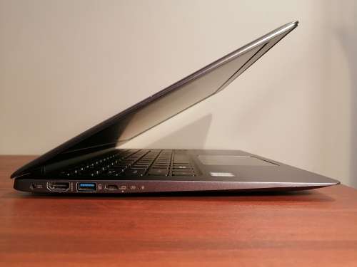 Acer TravelMate X394 Notebook - *Core i5, 8GB RAM, 256GB SSD, Ultra thin & light metal build, Grey*