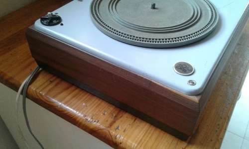 Bang and Olufsen Type 609 V Record Player