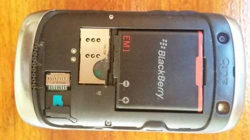 Blackberry Curve 9360 with new battery for parts