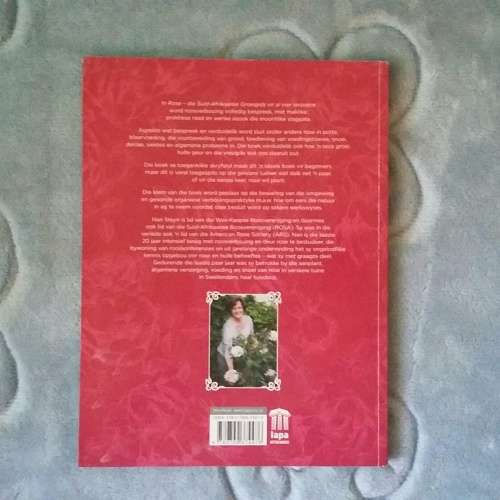 Rose SA Groeigids vir al 4 seisoene - Nan Steyn