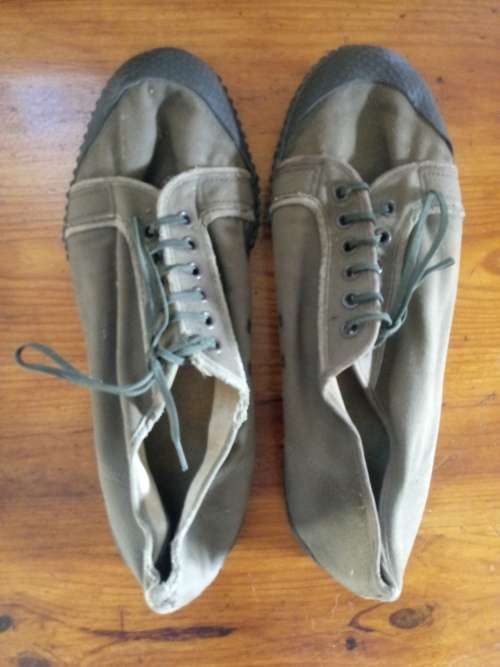 Old SADF Takkies