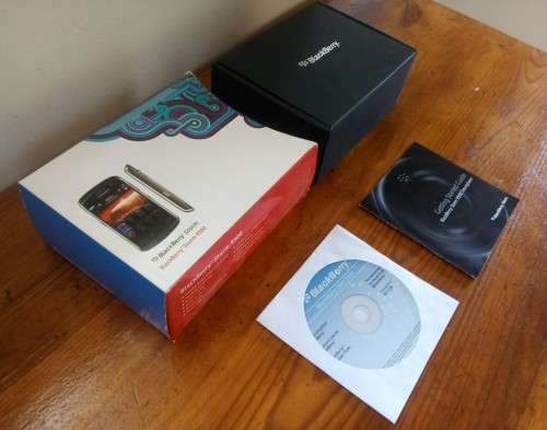 Blackberry Storm 9500 Original Box Set (No Phone included)
