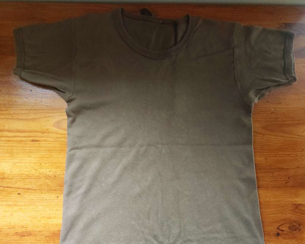 Sadf Vests x 2 plus 1 x T Shirt 1970s