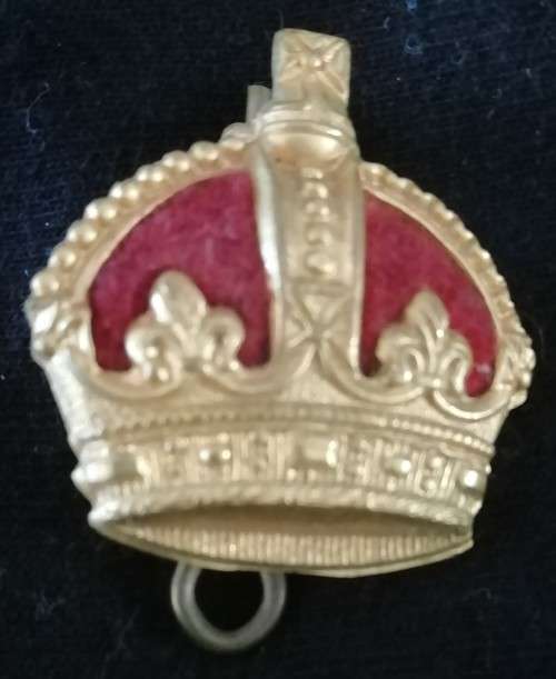 Crazy R1 Start Auction!  Old RCMP King's Crown pin