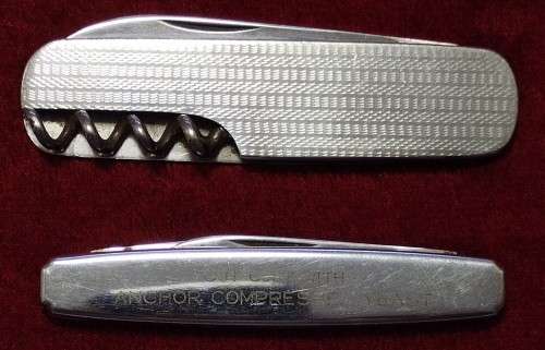 Crazy R1 Start Auction!  2 Pocket knives  Bar / Promotional