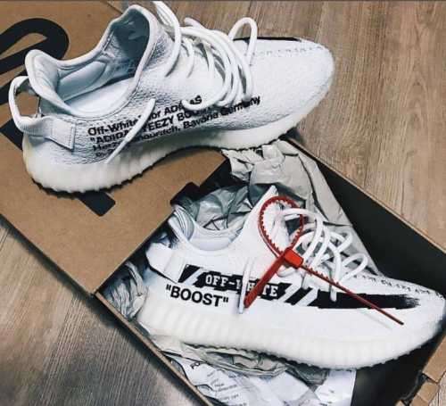 Adidas Yeezy Boots V2 Sneakers