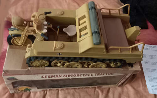 1:6 Kettenkrad Scale Model with box - GI Joe Action Man size