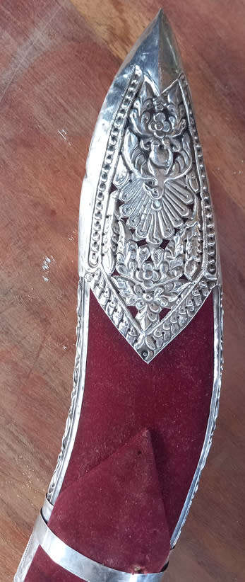 Officers Kukri with Silver Filigree sheath