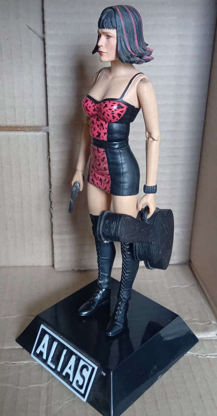 Jennifer Garner ALIAS Sydney Bristow Figure!