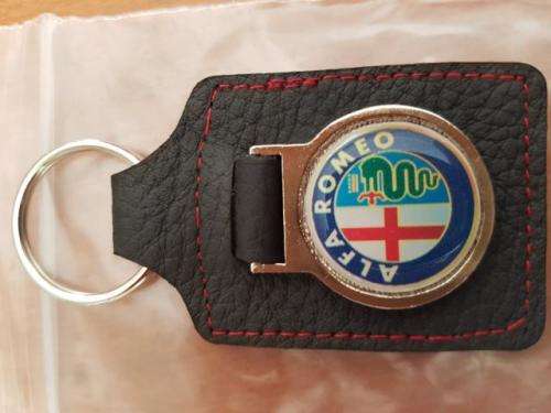 ALFA ROMEO LEATHER LIKE BADGE KEY RING * FREE SHIPPING IN SA *