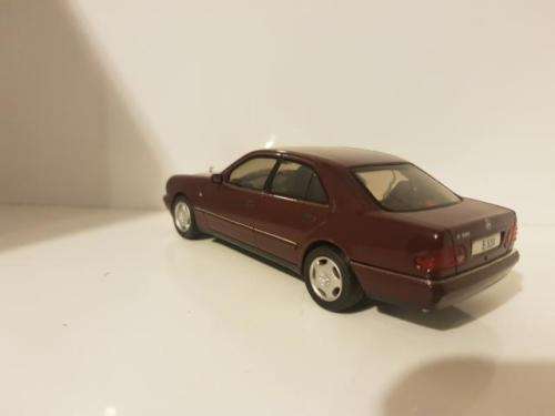 MERCEDES BENZ E CLASS