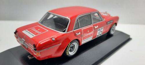 MERCEDES BENZ 300 SEL 6.8 AMG