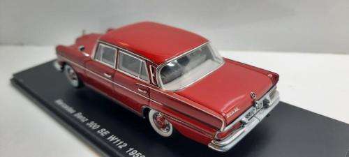 MERCEDES BENZ 300 SE W112 1959