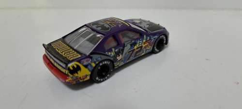 REAL TOY - BATMAN NASCAR