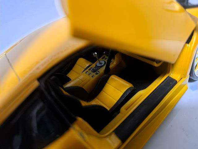 1:18 LAMBORGHINI MURCIELAGO
